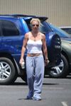 23703851_Britney-Spears--Shopping-in-Haw