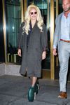 23708682_Lady-Gaga-heads-out-of-her-hote