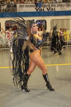 Brazil_Carnaval-2014-t38sk2u4he.jpg